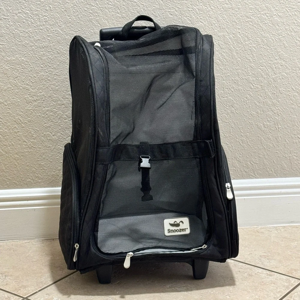 Snoozer - Pet car seat/carrier for up to 25lbs